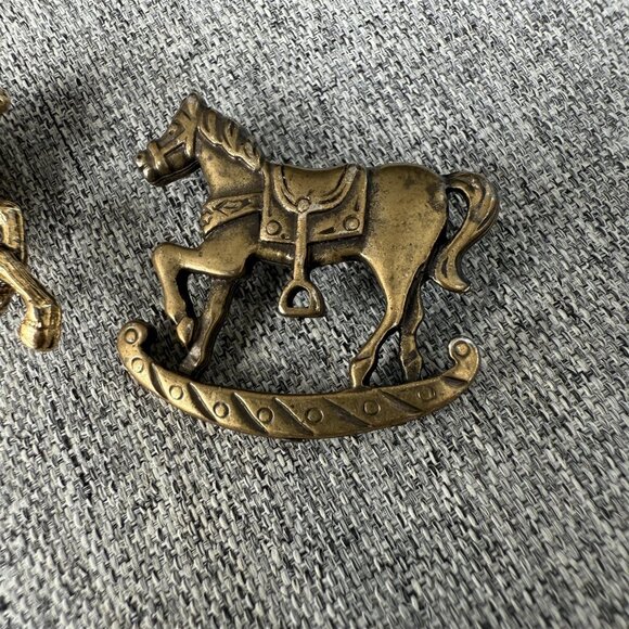 Vintage Horse Brooch Lot of 2 Rocking Horse Carousel Horse Bronze Gold - Picture 3 of 4